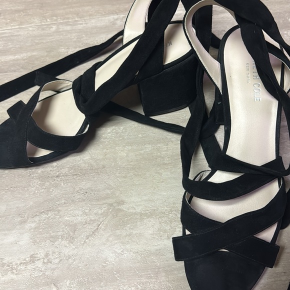 Kanneth Cole 2inch thick heels - Picture 2 of 2